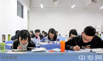 2019重慶科技職業(yè)學(xué)院成績查詢、錄取查詢與信息技術(shù)咨詢指南